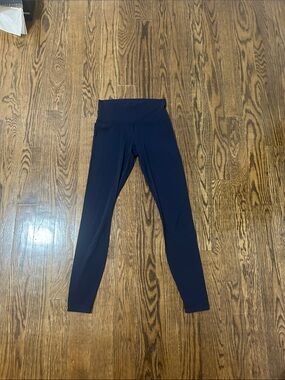 Lululemon Women’s Yoga 7/8 Length Leggings Navy Size 6